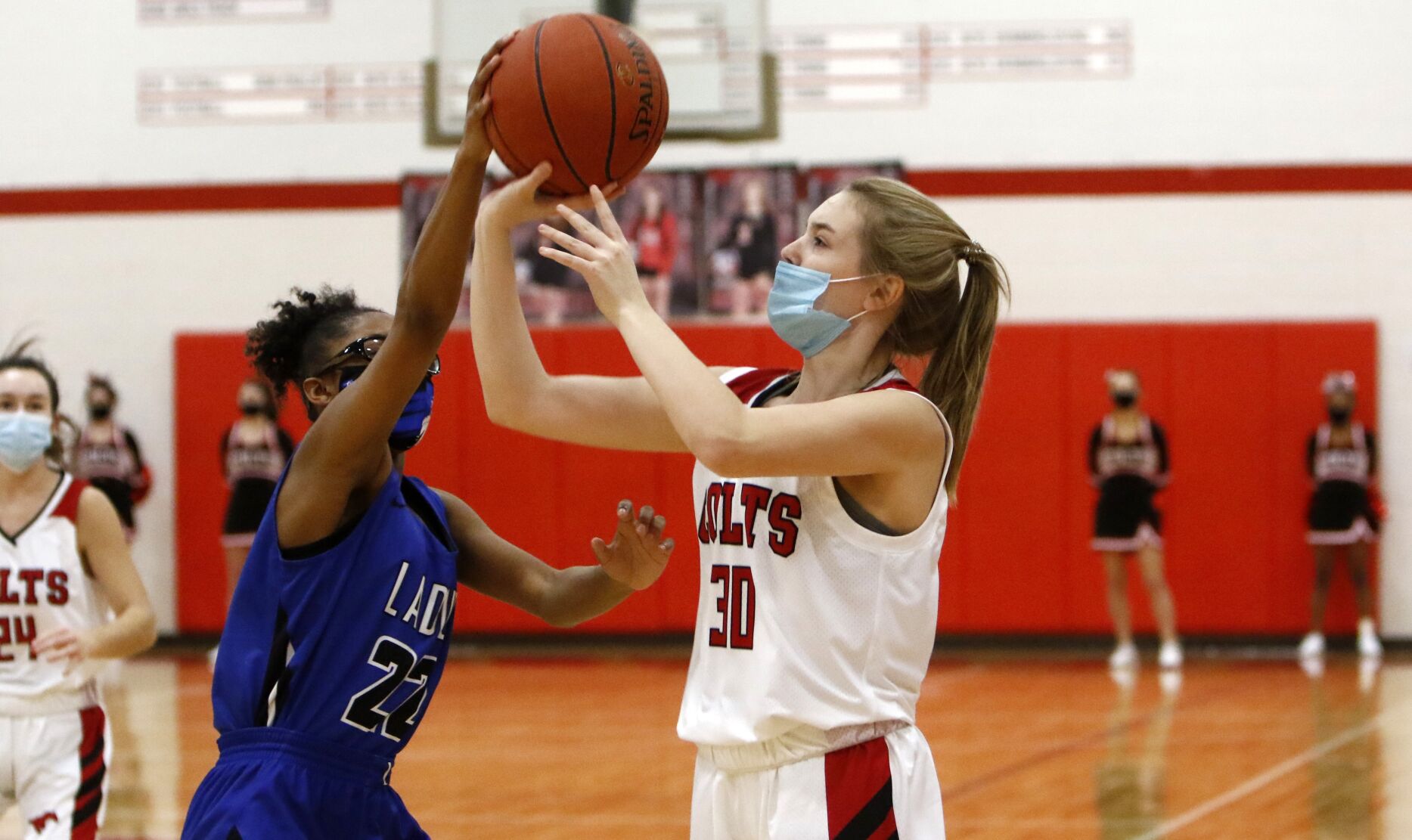 Ladue 44, Parkway Central 35